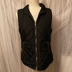 Black puffer vest